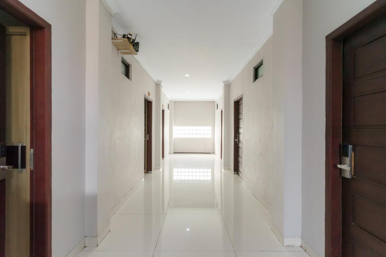 Koolkost Syariah At Taman Simprug Cikarang Hotel Bekasi Luaran gambar
