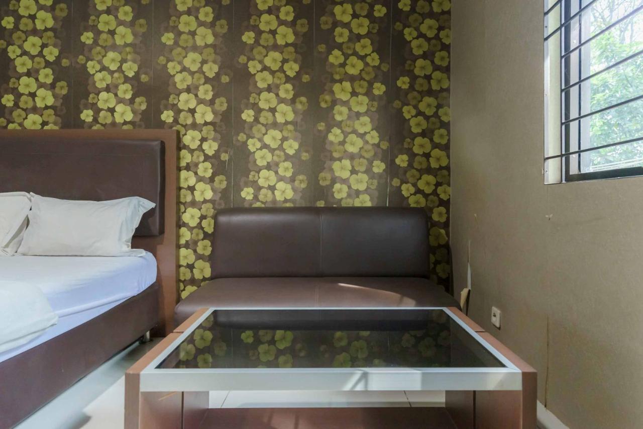 Koolkost Syariah At Taman Simprug Cikarang Hotel Bekasi Luaran gambar