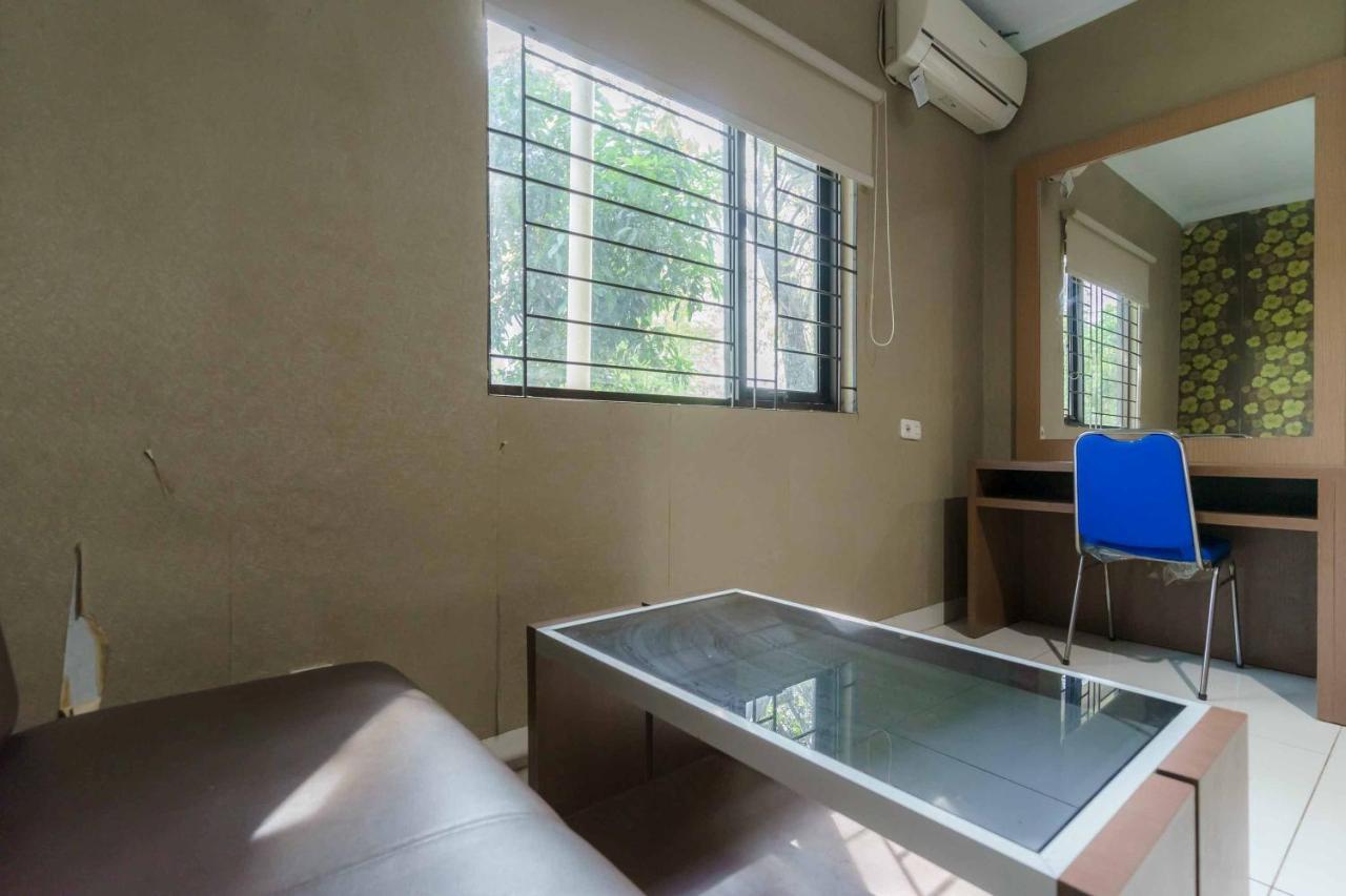 Koolkost Syariah At Taman Simprug Cikarang Hotel Bekasi Luaran gambar